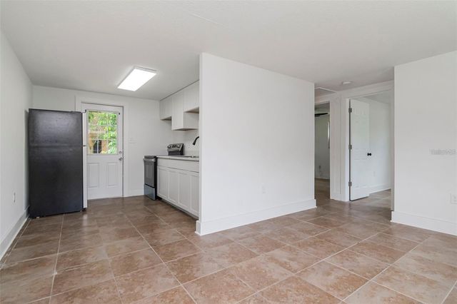 6713 S KISSIMMEE STREET, Tampa, FL 33616