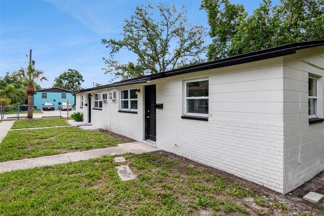 6713 S KISSIMMEE STREET, Tampa, FL 33616