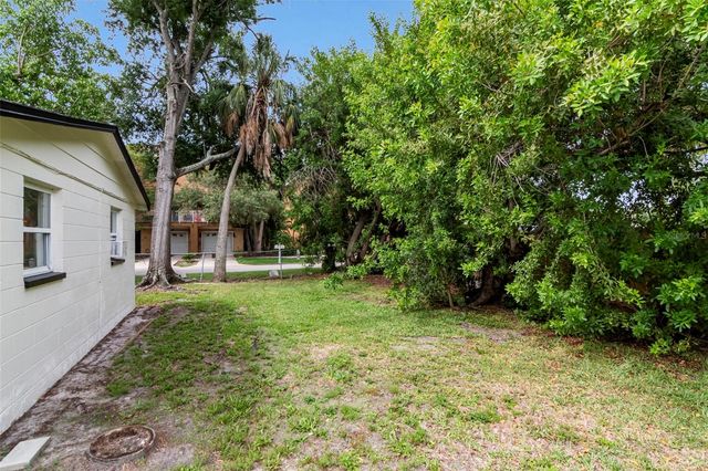 6713 S KISSIMMEE STREET, Tampa, FL 33616
