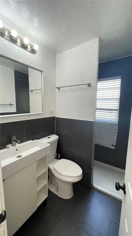 1857 Buchanan St 7, Hollywood, FL 33020