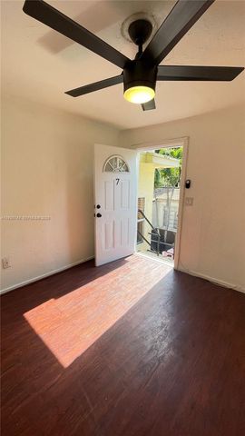 1857 Buchanan St 7, Hollywood, FL 33020