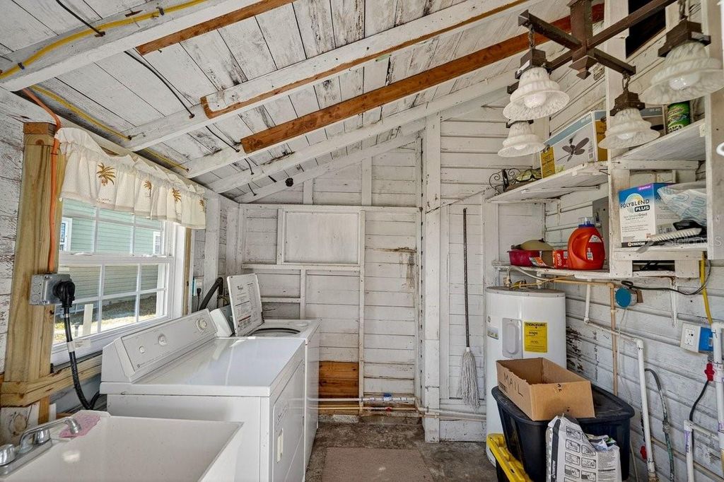 Image 38 of property listing at 4390 HALIFAX DRIVE, Port Orange, FL 32127