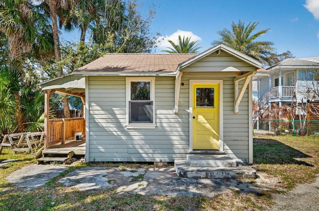 Image 42 of property listing at 4390 HALIFAX DRIVE, Port Orange, FL 32127