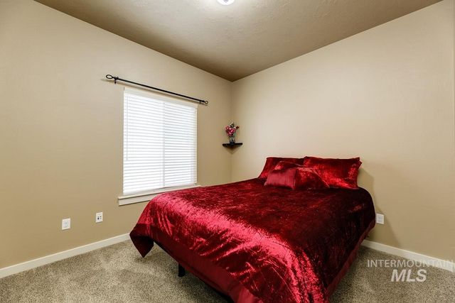 2512 N Tweedbrook Avenue, Meridian, ID 83646