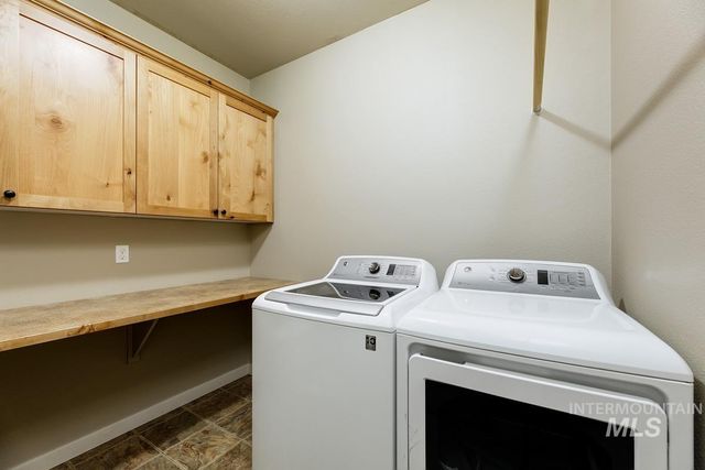 2512 N Tweedbrook Avenue, Meridian, ID 83646