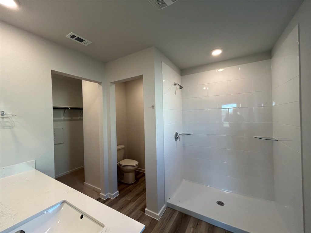 310 Randall PL, Rockdale, TX 76567