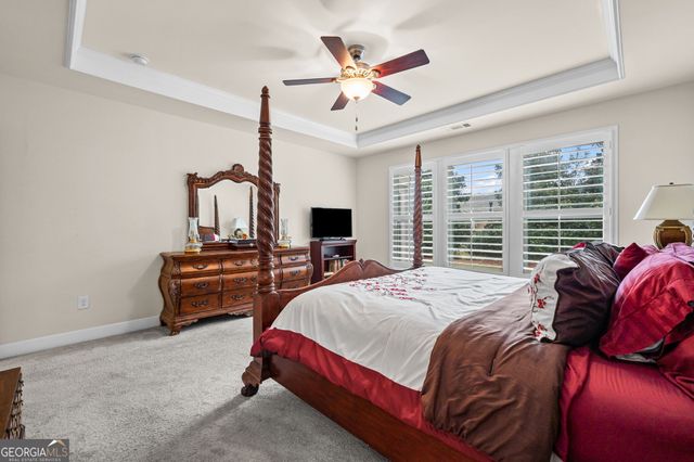 402 Larch Looper Drive, Griffin, GA 30223