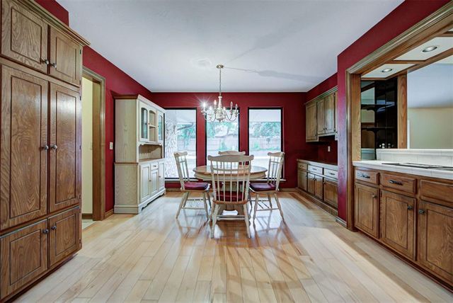12913 Burlingame Avenue, Oklahoma City, OK 73120
