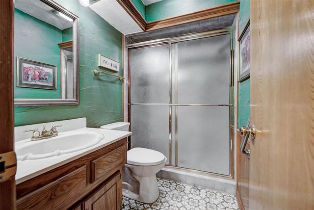 12913 Burlingame Avenue, Oklahoma City, OK 73120