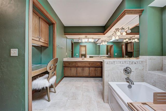 12913 Burlingame Avenue, Oklahoma City, OK 73120