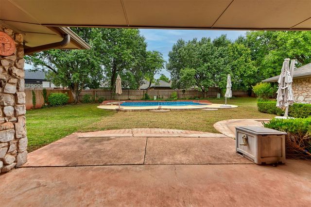 12913 Burlingame Avenue, Oklahoma City, OK 73120