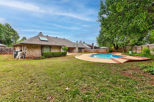 12913 Burlingame Avenue, Oklahoma City, OK 73120