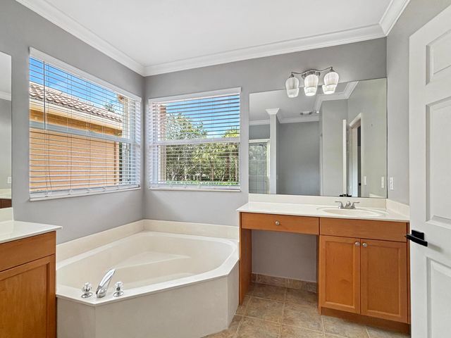 11131 LAUREL WALK Road, Wellington, FL 33449