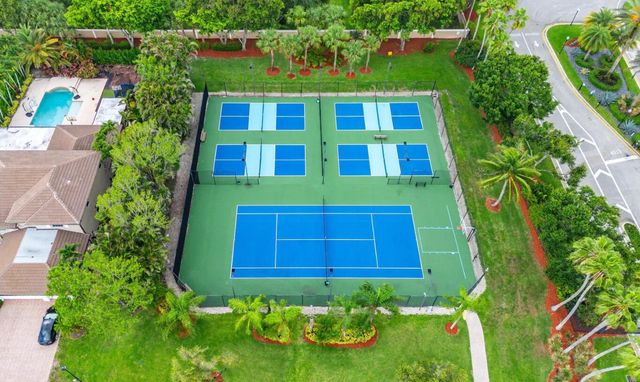 11131 LAUREL WALK Road, Wellington, FL 33449