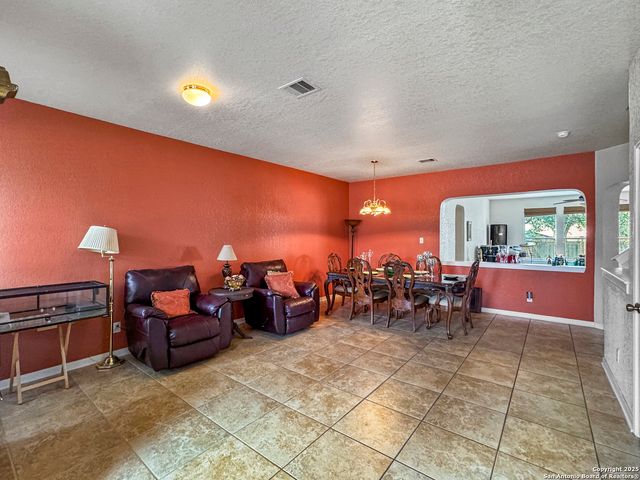 145 SPRINGTREE GATE, Cibolo, TX 78108