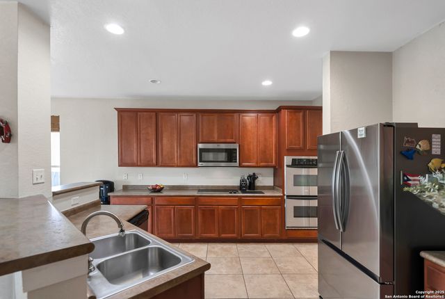 145 SPRINGTREE GATE, Cibolo, TX 78108