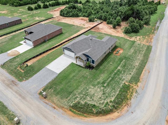 5131 Grassland Drive, Guthrie, OK 73044