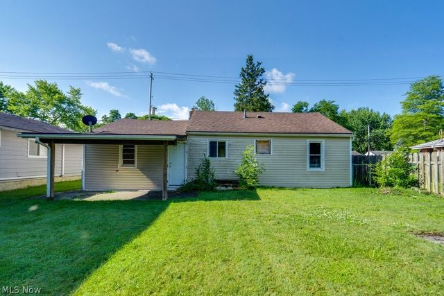 1064 Orchard Avenue, Aurora, OH 44202