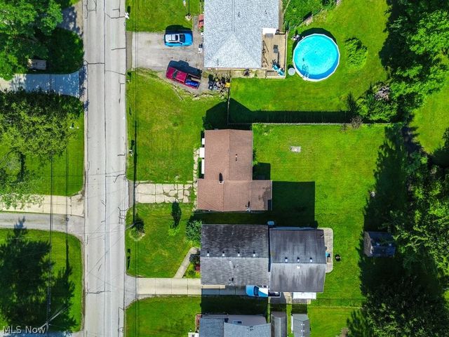 1064 Orchard Avenue, Aurora, OH 44202
