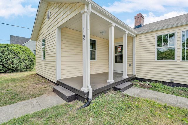 1127 Highland RD, Salem, VA 24153
