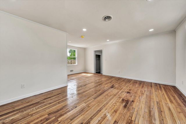 1127 Highland RD, Salem, VA 24153