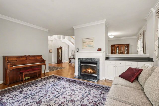 1224 E Pointe Drive, Durham, NC 27712