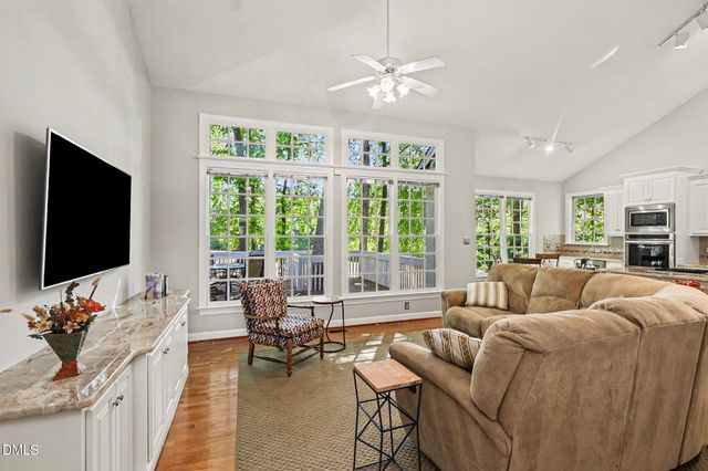 1224 E Pointe Drive, Durham, NC 27712