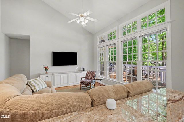 1224 E Pointe Drive, Durham, NC 27712