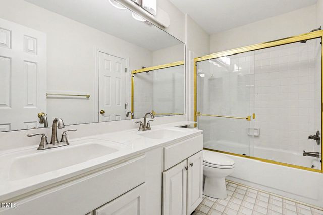 1224 E Pointe Drive, Durham, NC 27712