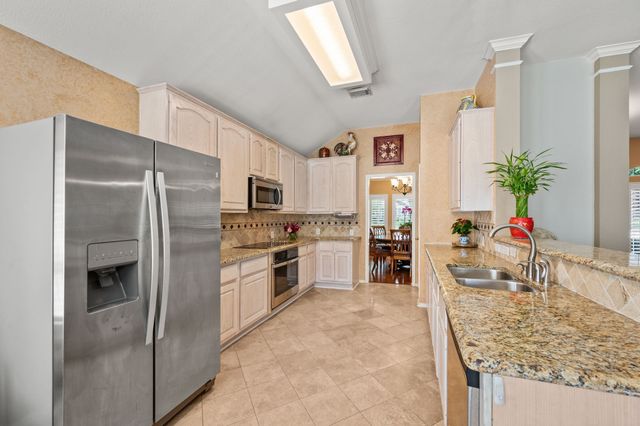 926 Creekbend Drive, Keller, TX 76248