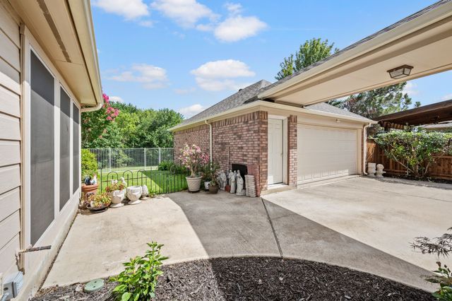 926 Creekbend Drive, Keller, TX 76248