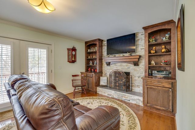 208 Bonita Drive, Johnson City, TN 37604