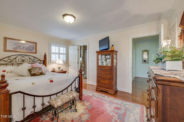 208 Bonita Drive, Johnson City, TN 37604