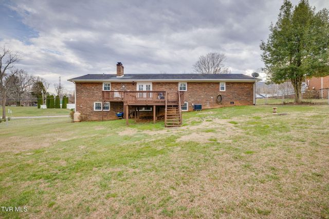 208 Bonita Drive, Johnson City, TN 37604
