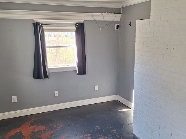 921 N Montgomery St, Gilmer, TX 75644