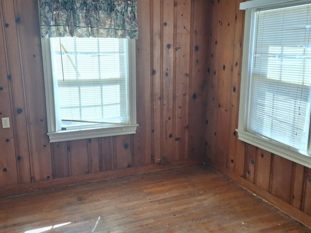 921 N Montgomery St, Gilmer, TX 75644