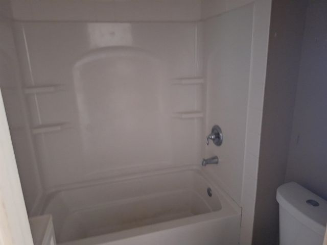 921 N Montgomery St, Gilmer, TX 75644