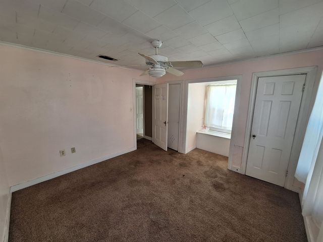 921 N Montgomery St, Gilmer, TX 75644