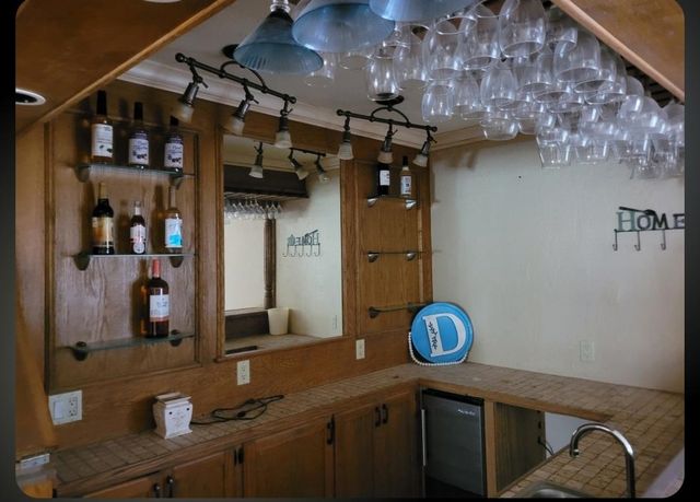 921 N Montgomery St, Gilmer, TX 75644