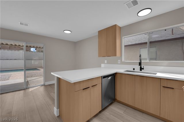 522 Tabony Avenue, Henderson, NV 89011