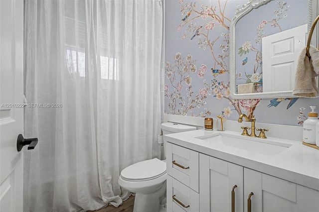 14231 NW 83rd Ave, Miami Lakes, FL 33016