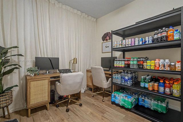 14231 NW 83rd Ave, Miami Lakes, FL 33016