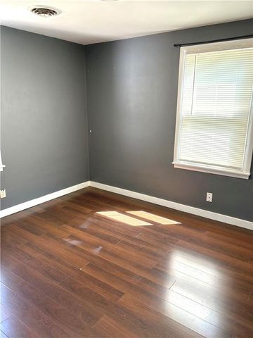 480 Fieldcrest Drive, Pittsburg, KS 66762