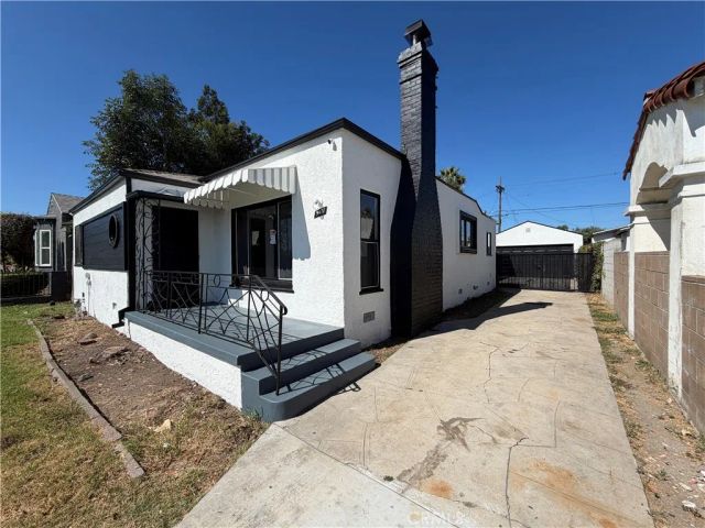 9471 La Salle Avenue, Los Angeles, CA 90047