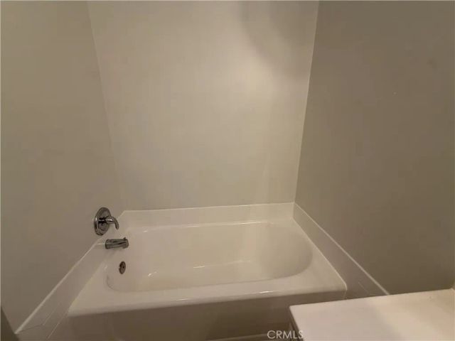 9471 La Salle Avenue, Los Angeles, CA 90047