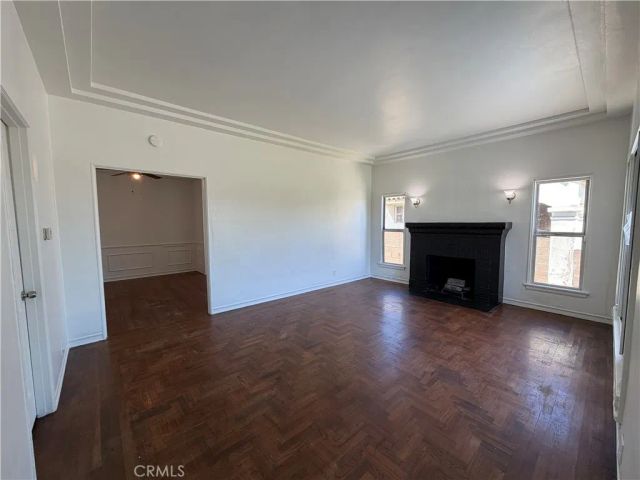 9471 La Salle Avenue, Los Angeles, CA 90047