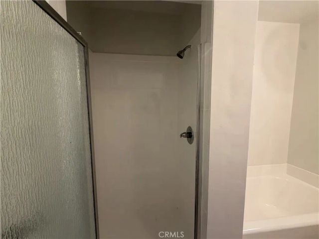 9471 La Salle Avenue, Los Angeles, CA 90047