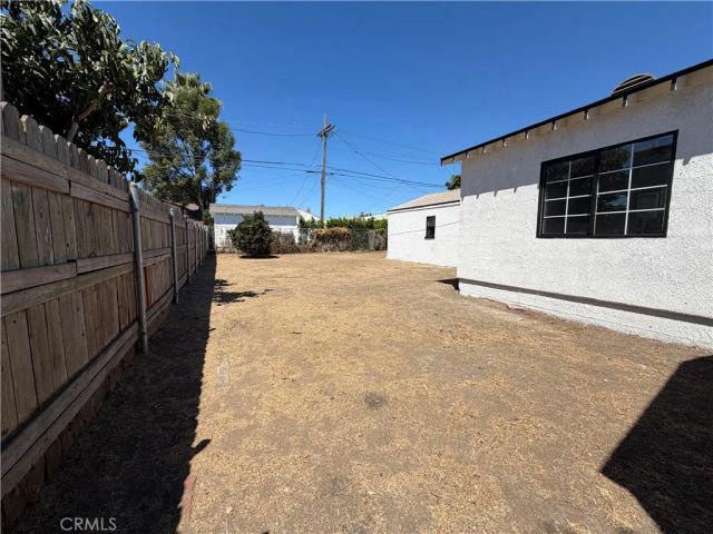 9471 La Salle Avenue, Los Angeles, CA 90047