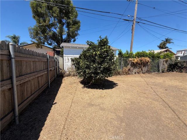 9471 La Salle Avenue, Los Angeles, CA 90047