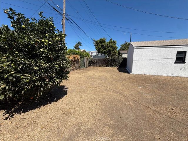 9471 La Salle Avenue, Los Angeles, CA 90047